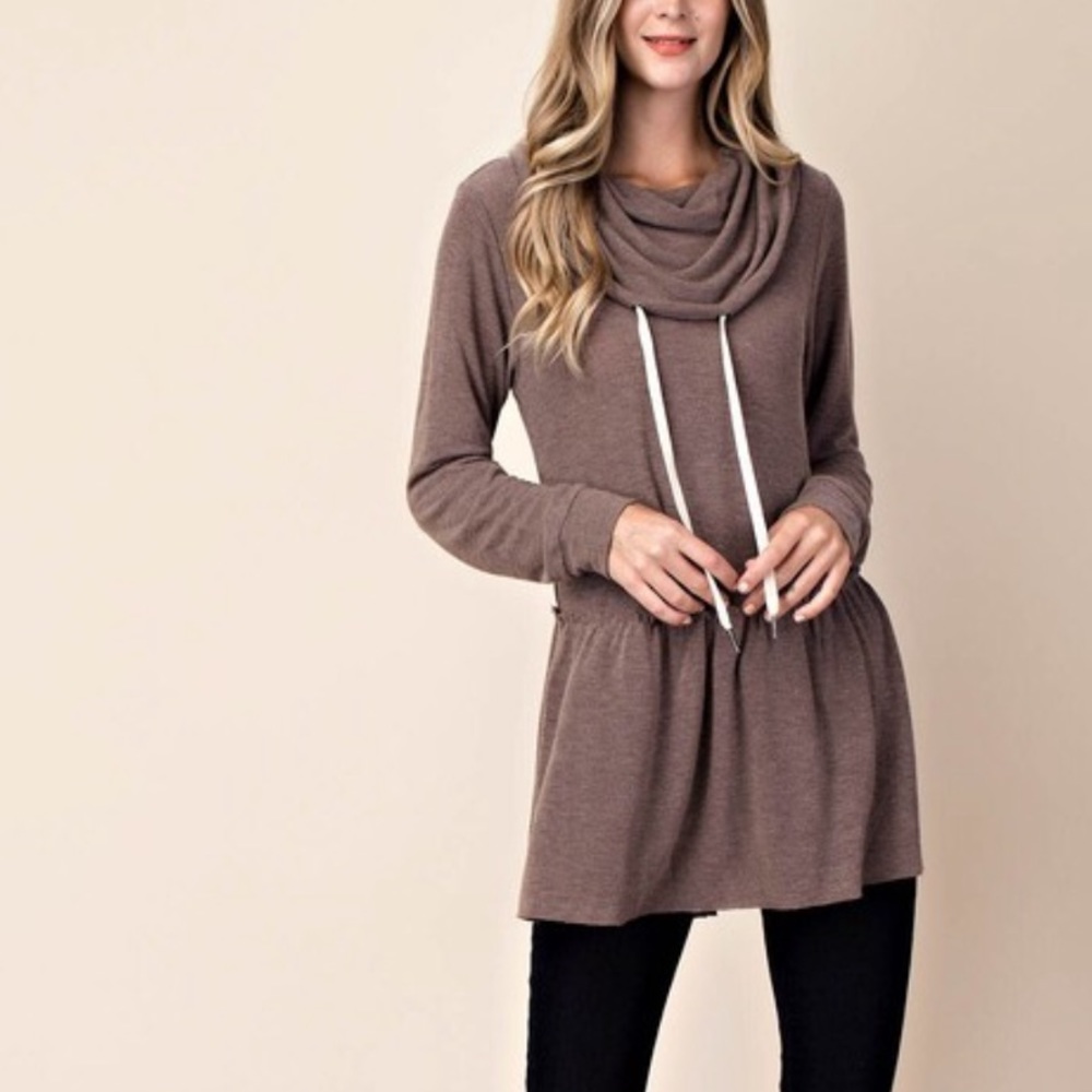 Chestnut turtle neck frill long sleeve knit top